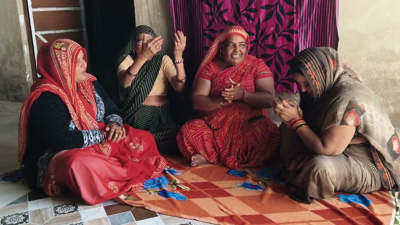 सो मत जाइए बाबा रंग बरसे , Top Bhajan 🌹 Must watch and listen 👂