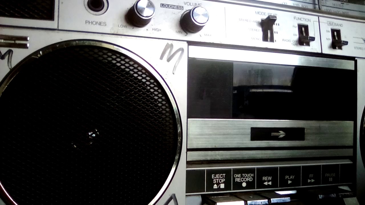 Some audio clips from Radio stations in Dublin in the 1980s