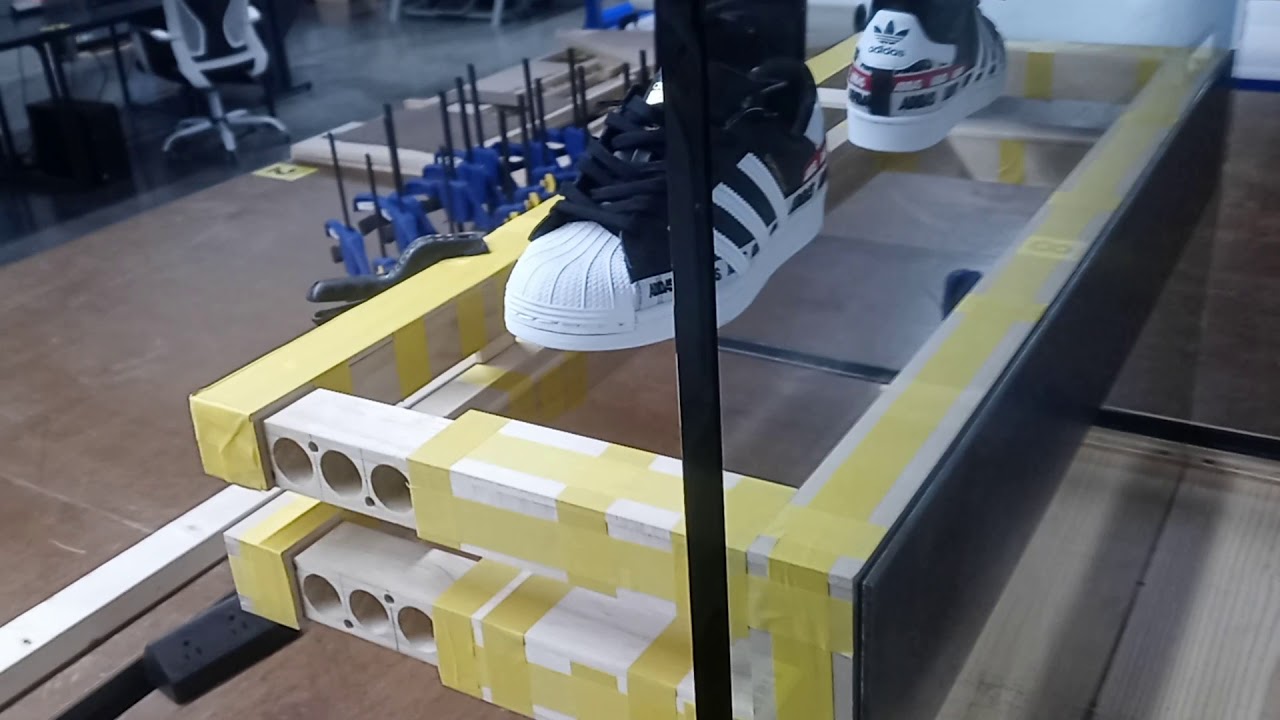 BEST RETAIL WINDOW DISPLAY EVER