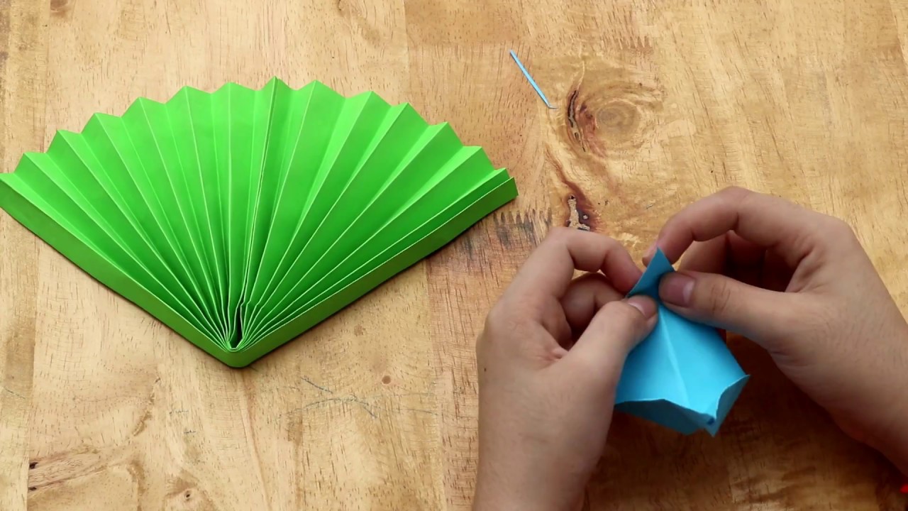 How to make a paper Peacock