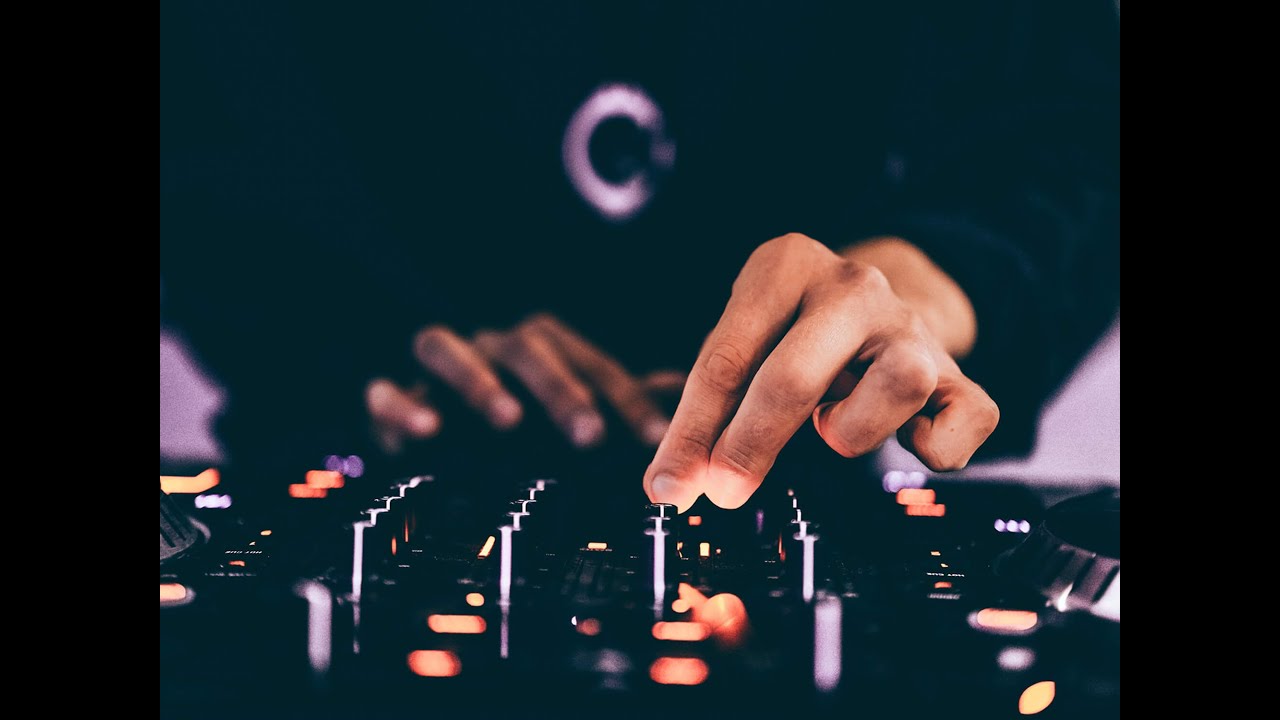 Late Night Dj Session Late Night Drum And Bass! Learning To Dj Again! Dj Phantomwraith Is Born!