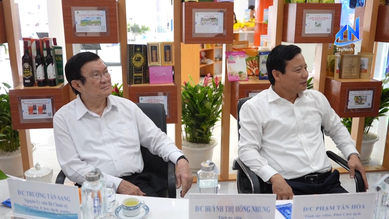 Nguyên Chủ tịch nước Trương Tấn Sang tham quan Trung tâm Đổi mới sáng tạo tỉnh Tây Ninh | TayNinhTV