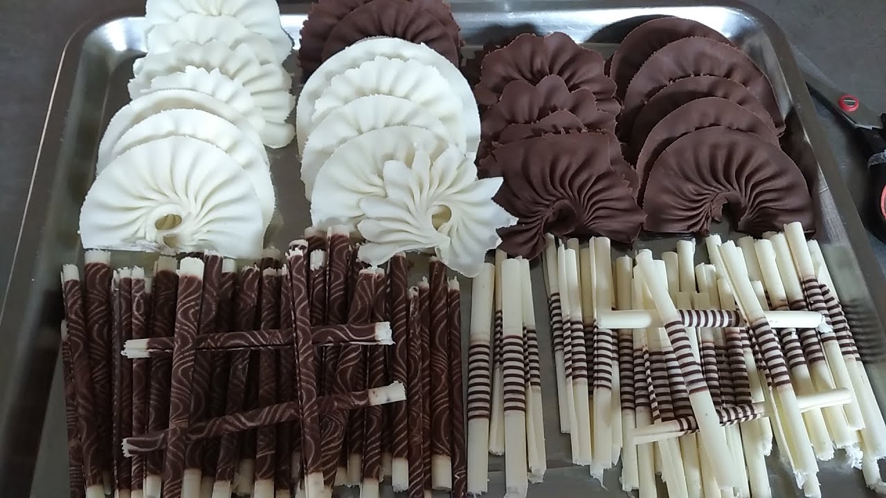 Cigarritos y Abanicos de chocolate cobertura blanco y negro | adornos de chocolates para tortas