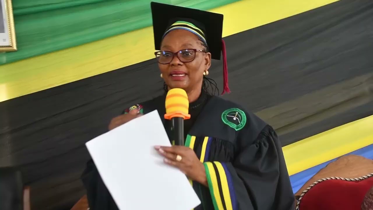 DED KISARAWE ATOA RAI KWA MADIWANI KUSIMAMIA MAPATO KATIKA KATA ILI KUWA NA MAENDELEO ZAIDI