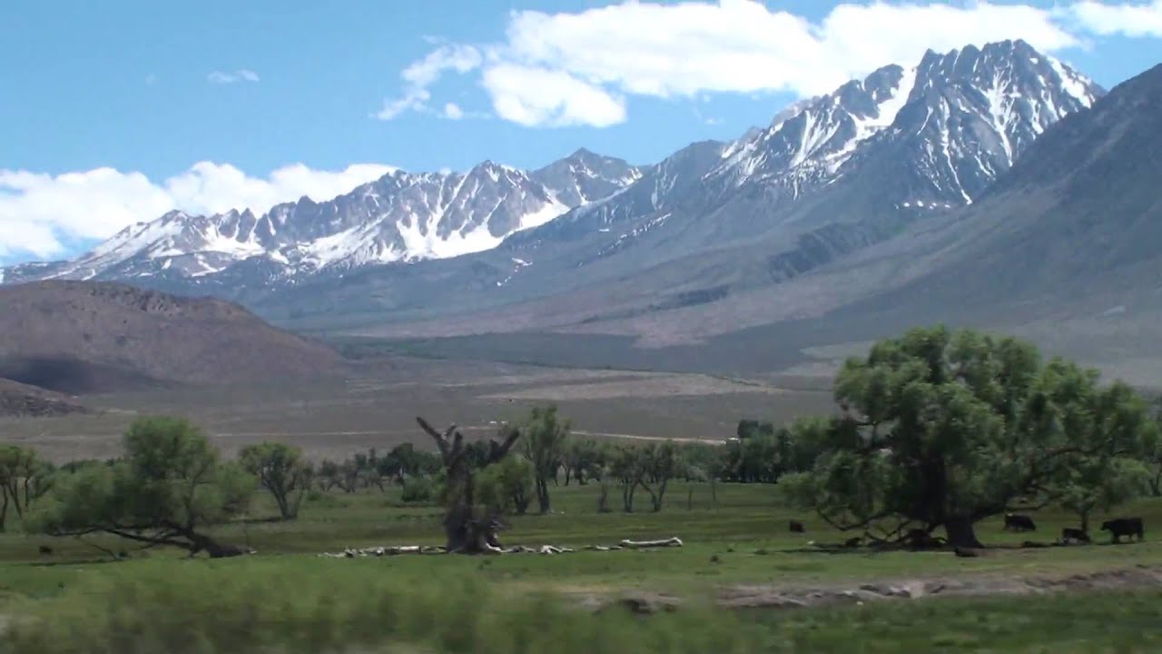 US395, Round Valley view from Sherwin Grade