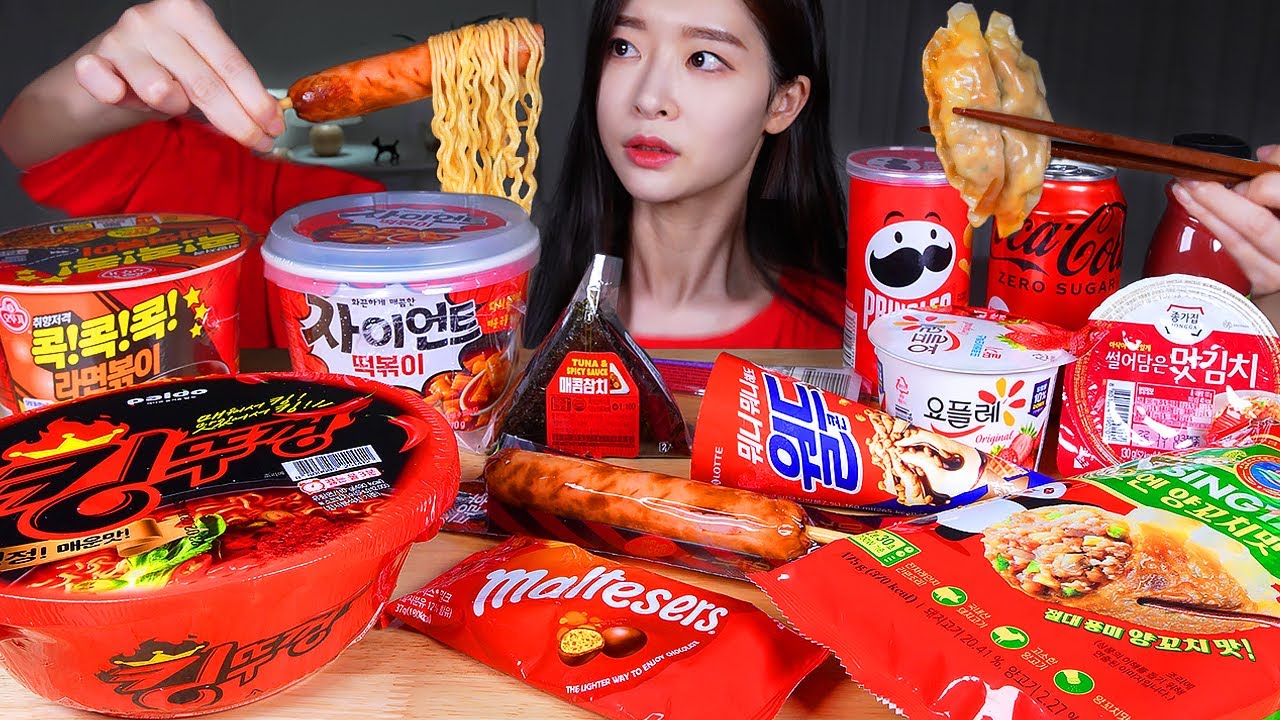 ASMR MUKBANG | Круглосуточный магазин Еда красного цвета ❤️ Еда красного цвета CVS ❤️ Корейская еда