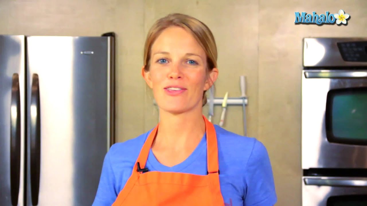 How to Make Classic Buffalo Hot Sauce for Chicken Wings