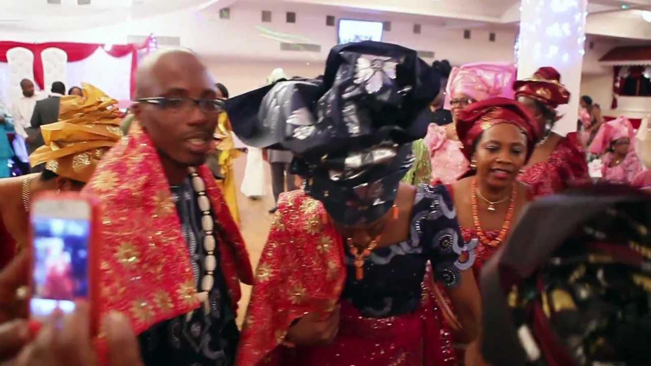 Laura & Martin's Nigerian wedding  dance