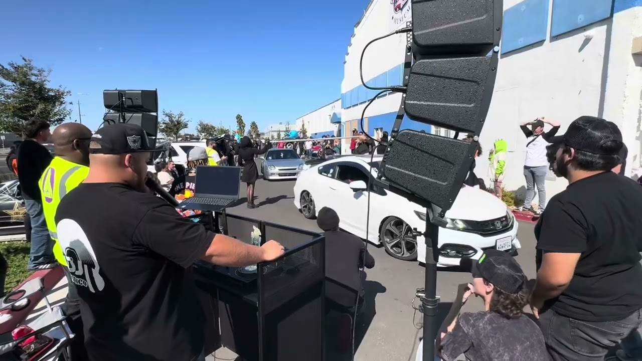 Valleydreamcar trunk or treat 