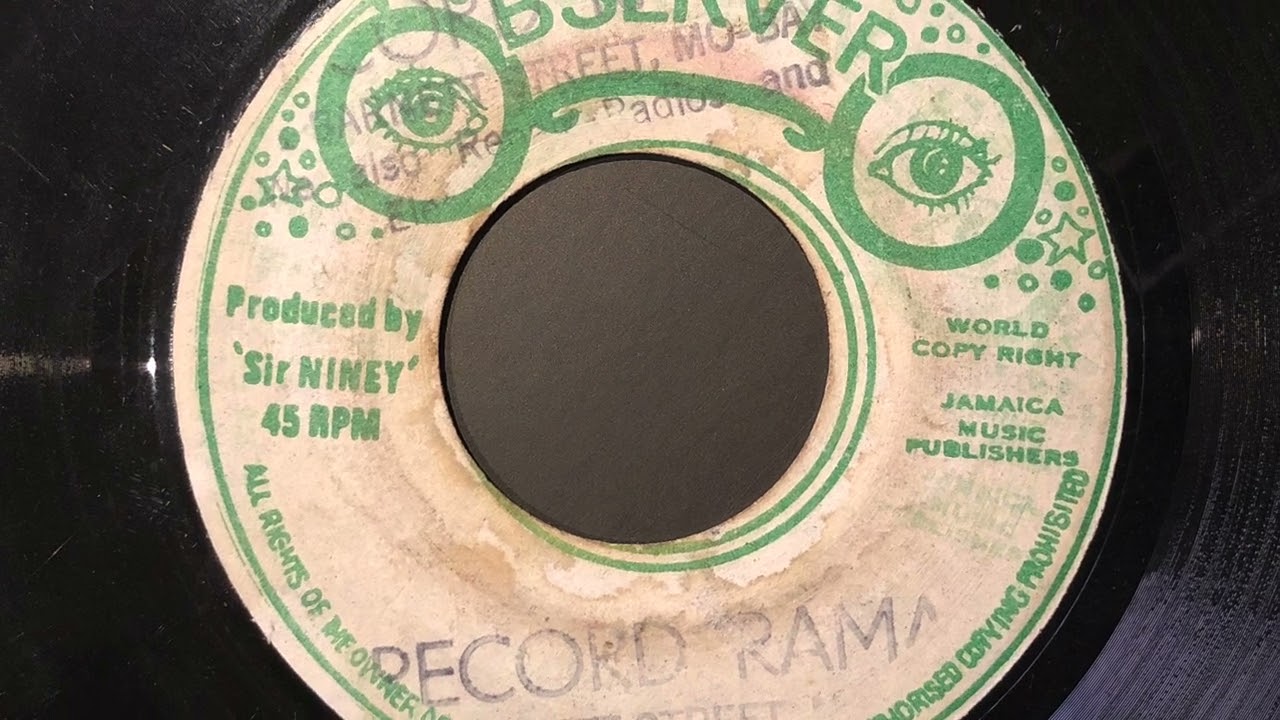 Winston 'Niney' Holness &lrm;&ndash; Water Get Hot / version