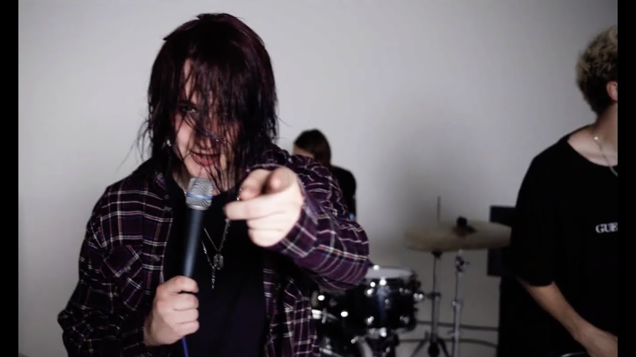 Thousand Thoughts - Saviour (Official Music Video)