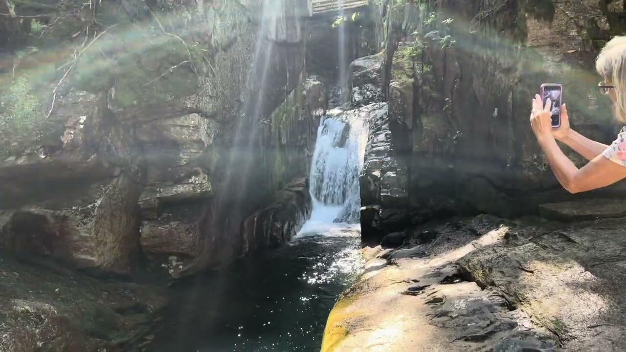 Sabbaday Falls Leaves Begin to Change ASMR