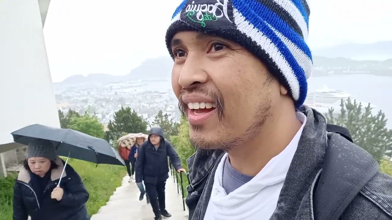 EXPLORATION IN ALESUND NORWA|finally Reached out the top of MOUNT AKSLA.🌨️❤️ beautiful place.
