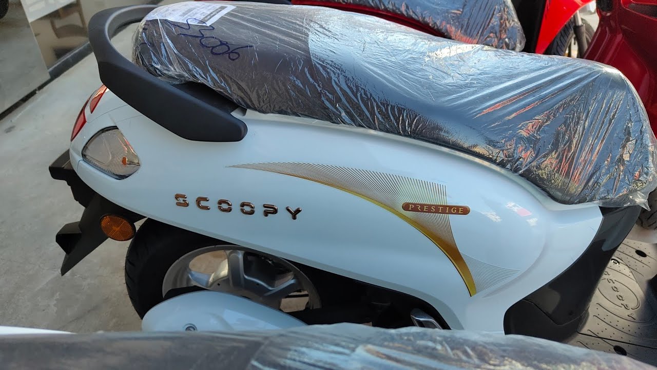 honda scoopy i 2025 prestige 110cc white