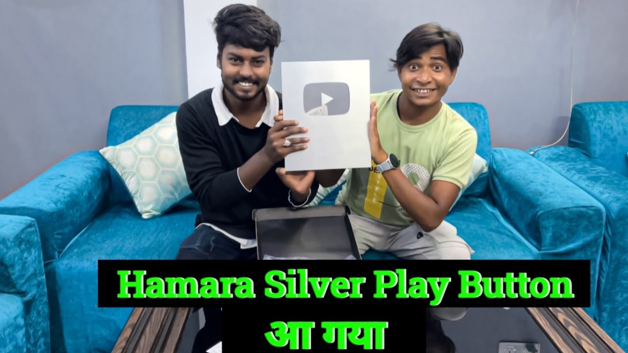 Hamara Silver Play Button आ गया | Real Fools Team | #Adp Vlog