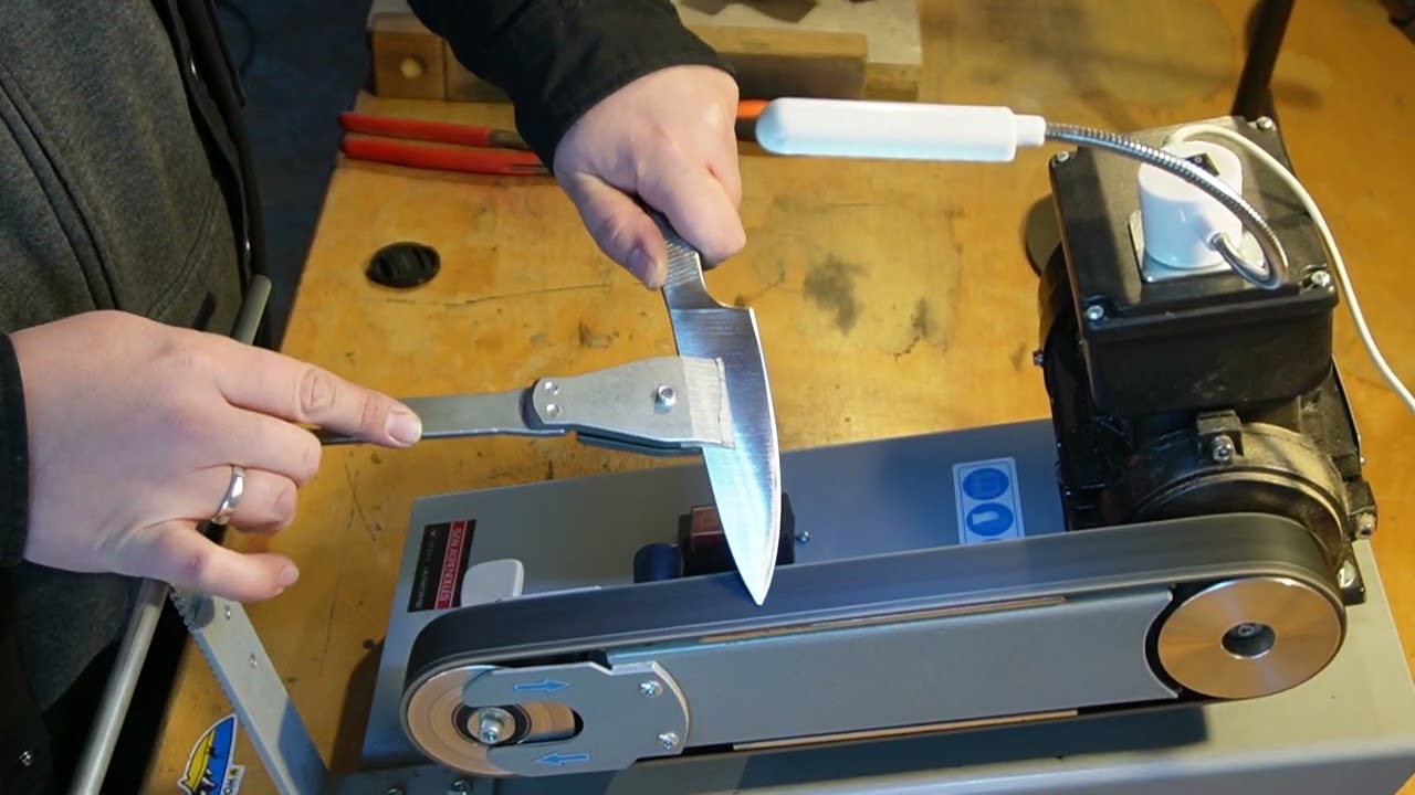 DT grinder DTG-KS1-230 sharpening