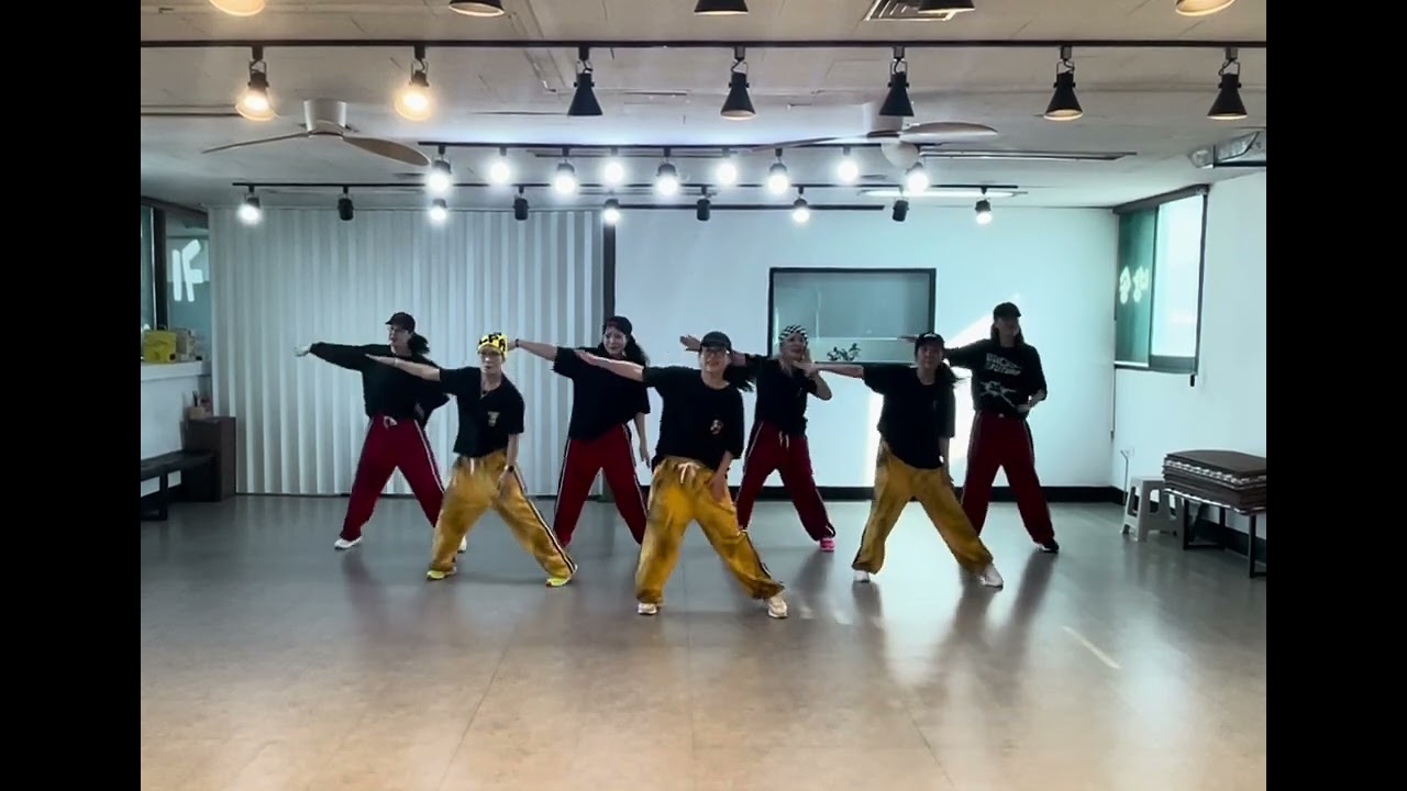오늘밤에 만나요 ( 장혜리 / 다이어트댄스 / 제시카쌤작품 / 쉬운몸풀이 / 빠져든다 아~ 아아~~❤️ )