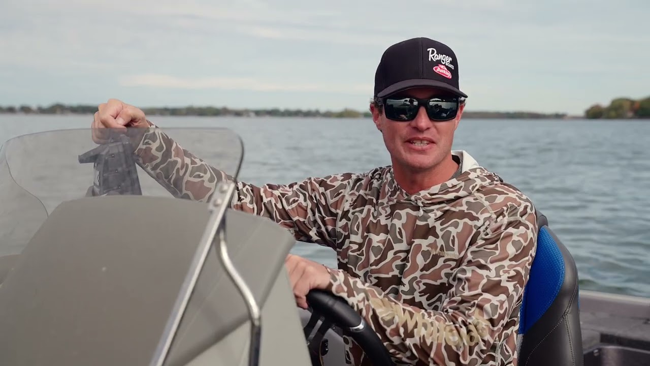 Защитите электронику вашей лодки от повреждения водой.