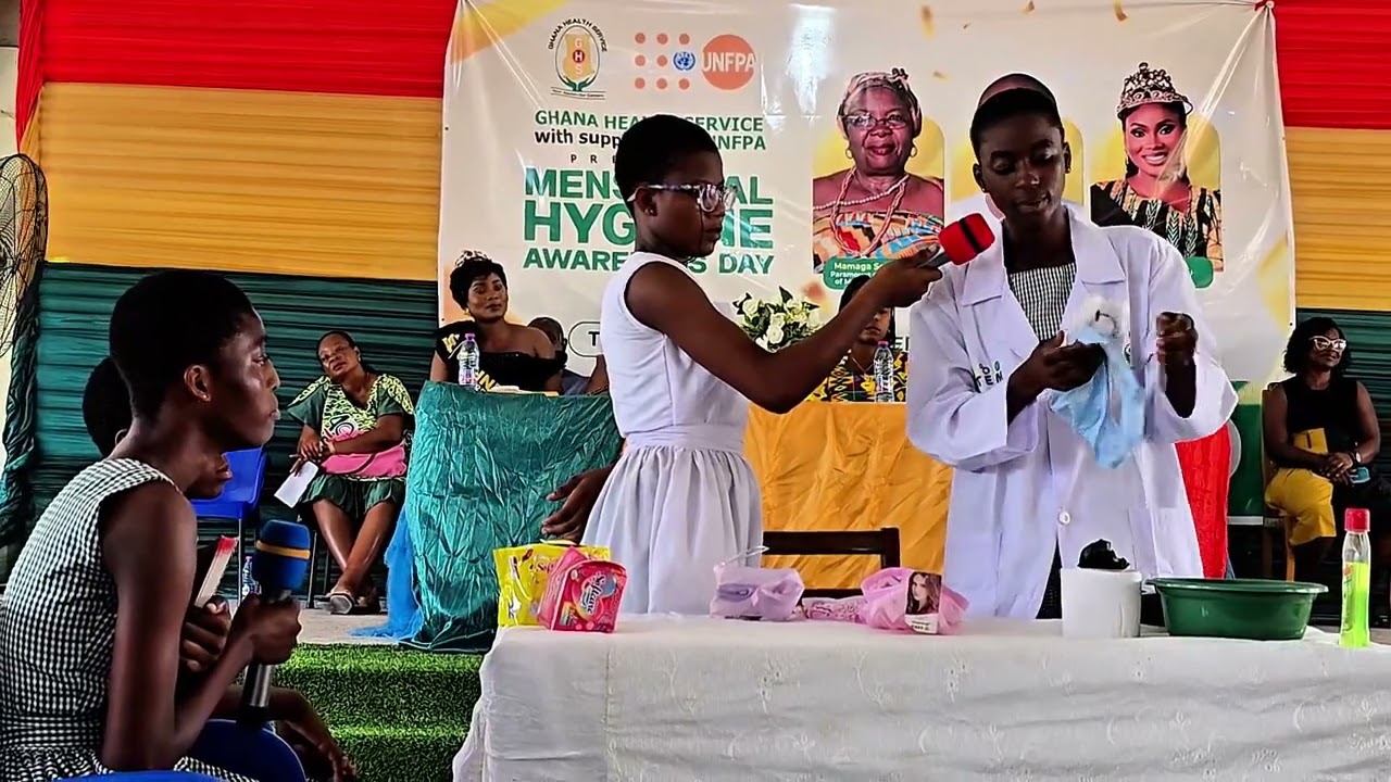 Role play by ADISEC students demonstrating how to properly wear and remove sanitary pads #kojotontoh