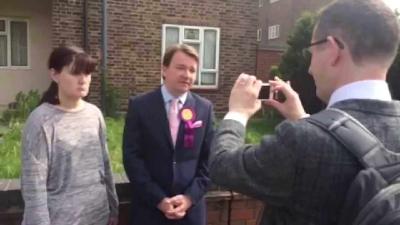 UKIP's Tim Aker catches Thurrock Labour telling porkies