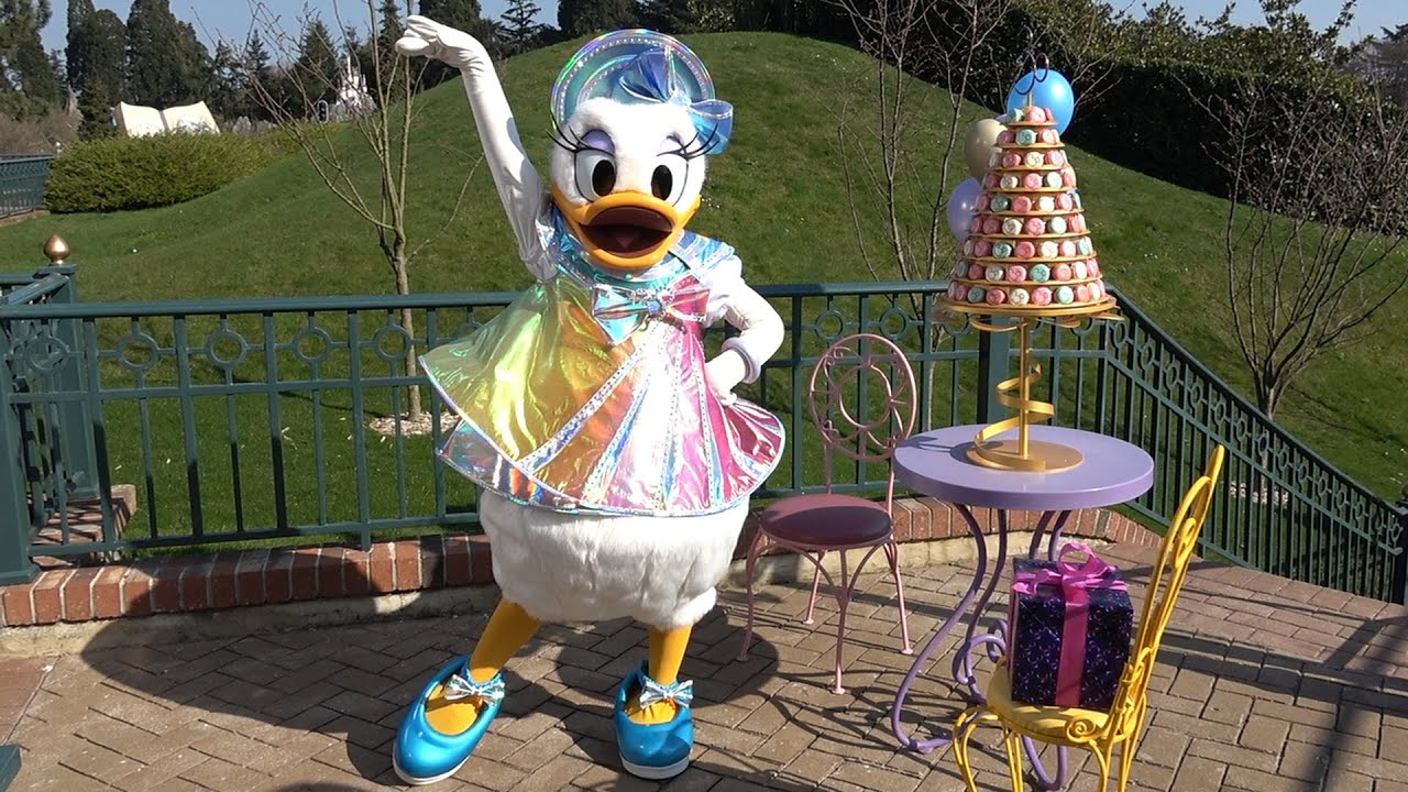Meeting Daisy Duck at Disneyland Paris Wearing 30th Anniversary Costume (During Media Event)