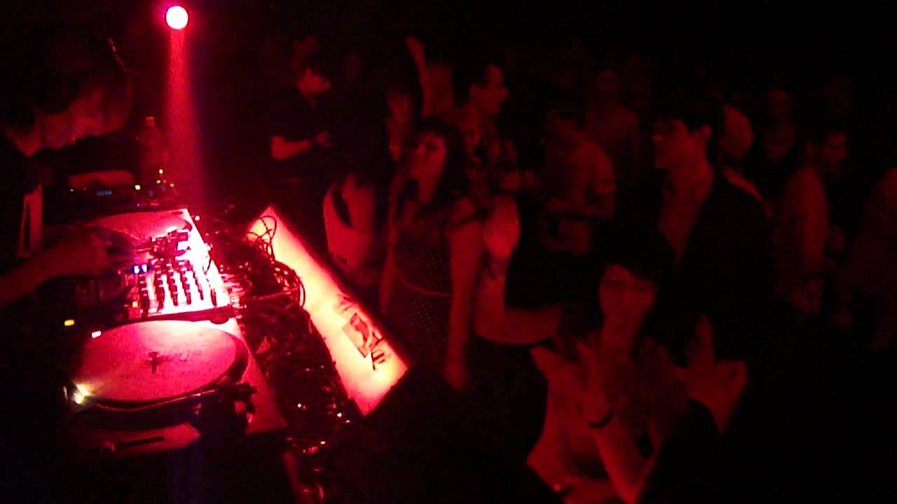 10.12.2011 Divinity, Wacky D & Le Filet @ La Rouge Club ( Kindelbrück )
