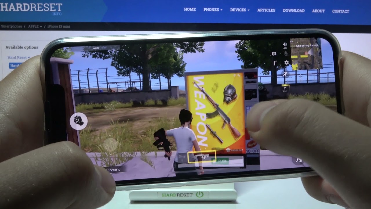 Как тянет iPhone 13 mini Knives Out / Играем в Knives Out на iPhone 13 mini