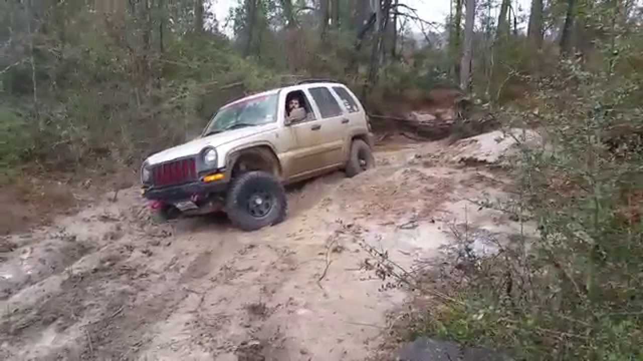 Jeep Commander XK vs Jeep Liberty KJ at TORR