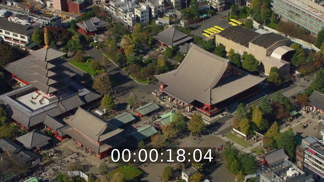 Tempelanlage Sensoji Temple - Akusa-Schrein - Hozomon Tor in Tokio in Japan