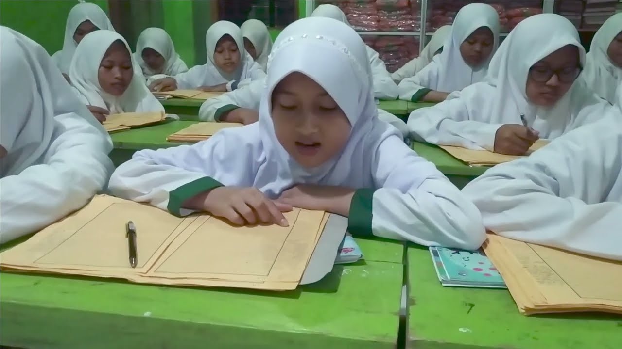 Back Song Kota Santri (Nasidaria) PP Al Hikmah Kawunganten