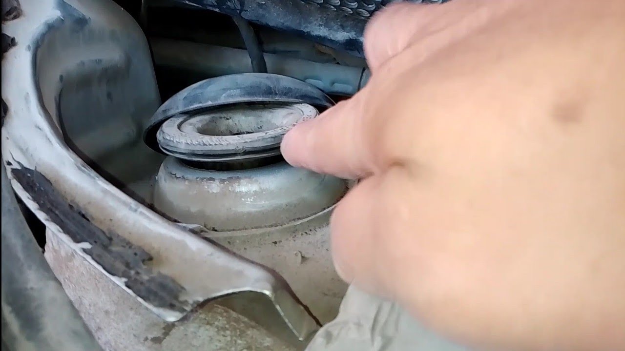Base de amortiguador levantada vw, vento, polo, Jetta, Bora.  por qué pasa esto?