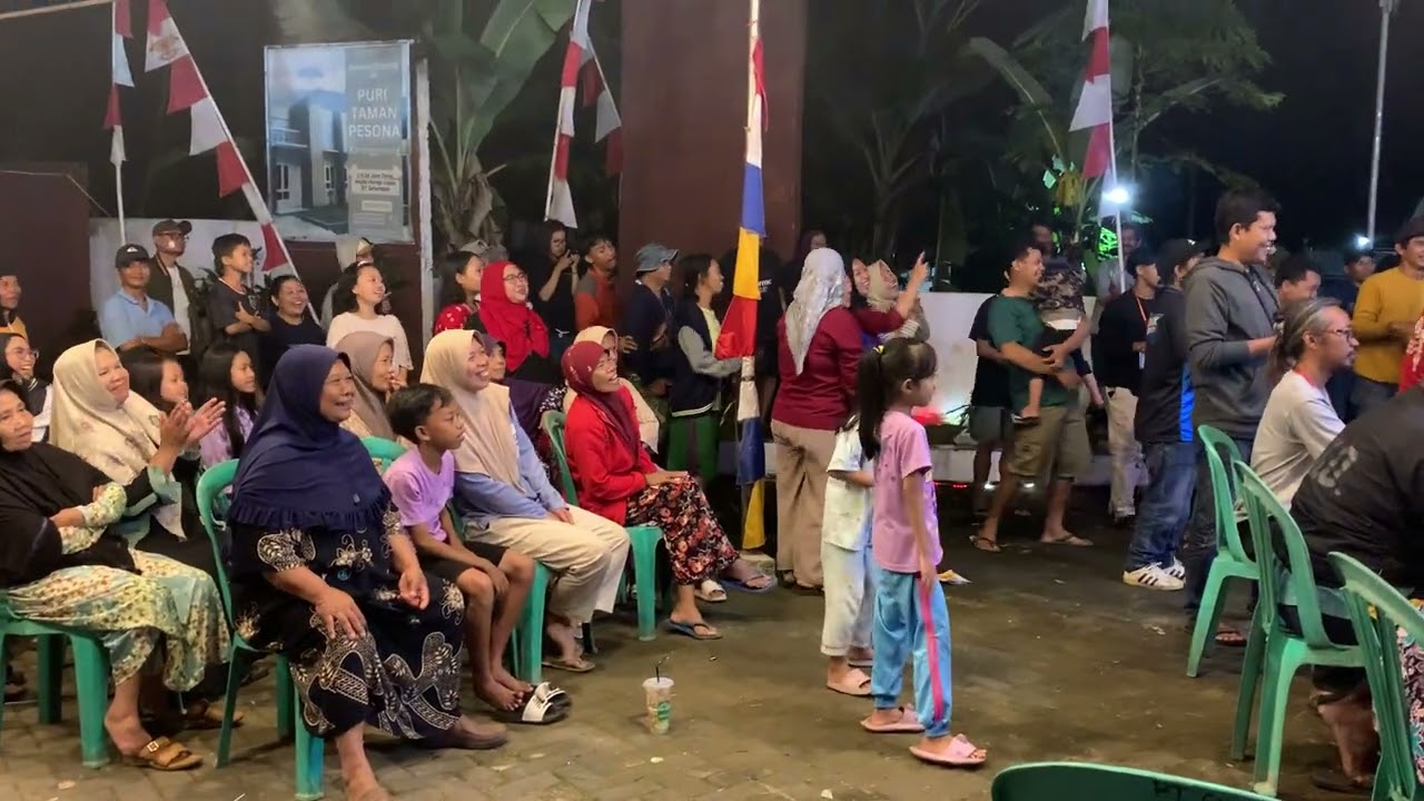 Juara 1 lomba karaoke tingkat RW 2 kategori Bapak-bapak