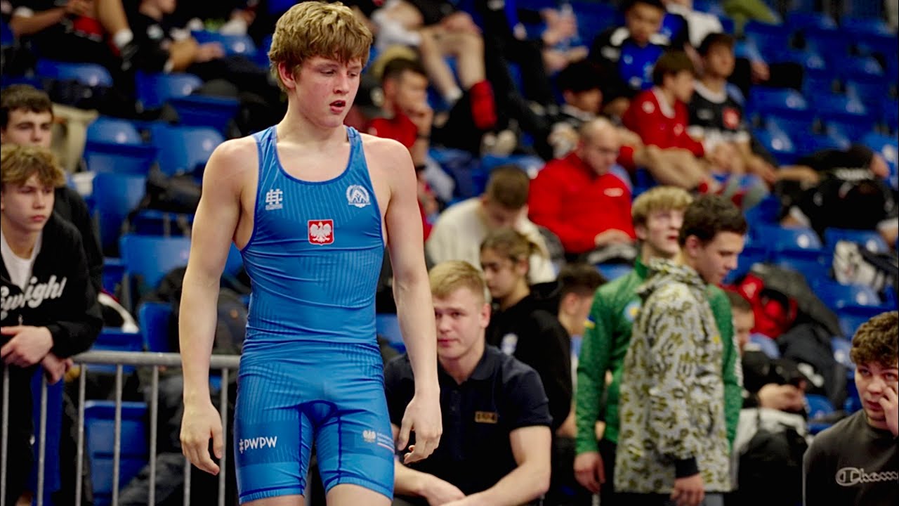 U17 Bakirs Mamedov (LAT) vs Pavlo Ilnytskyi (POL) 55kg. Freestyle boys wrestling tournament. B-cam-m