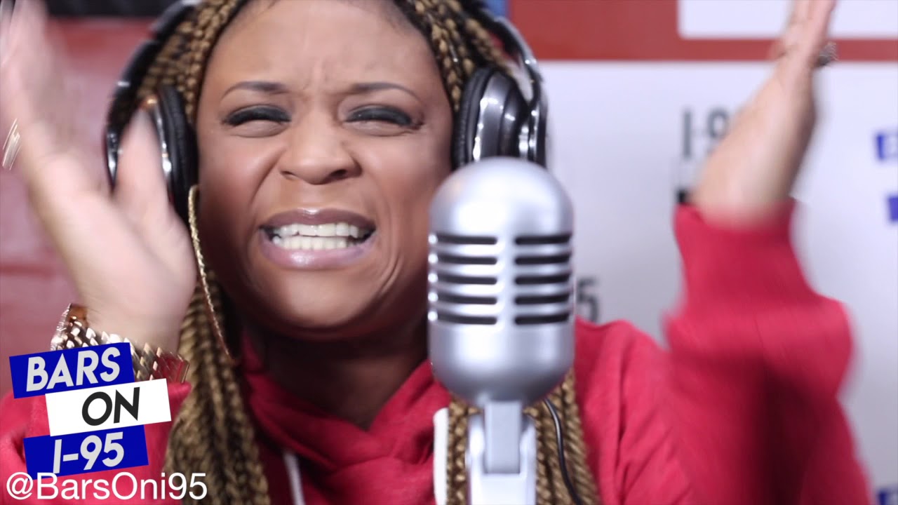 Prettygirl First Freestyles on Bars On I-95