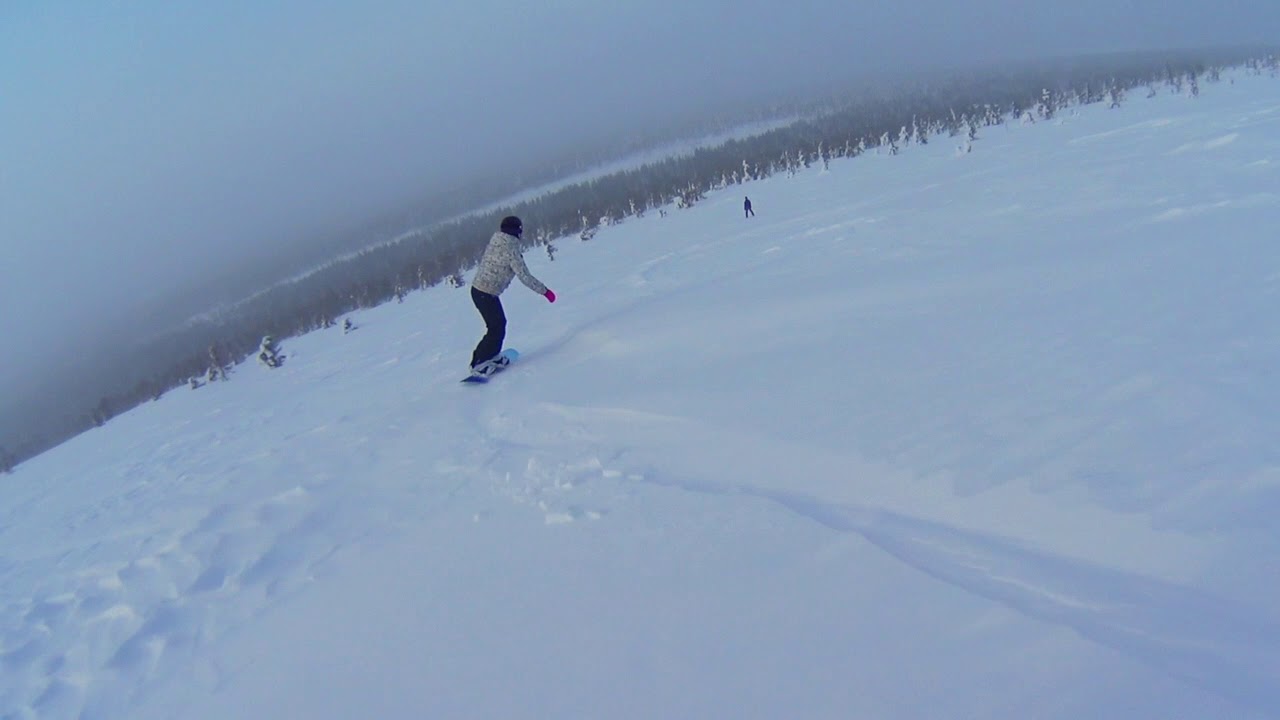 Yll&auml;s skiresort aurinkorinteen offari lumilauta snowboarding