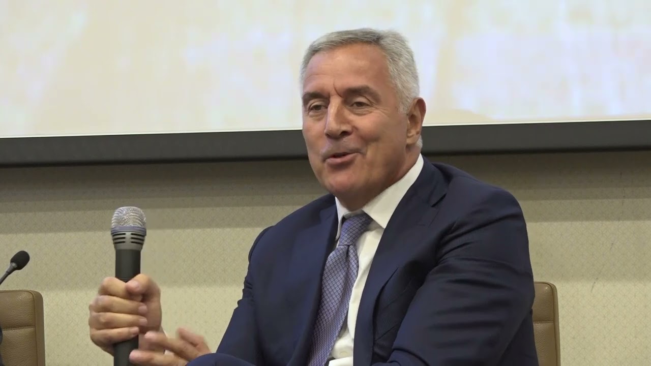 Bivši predsjednik Crne Gore, Milo Đukanović Izlaganje