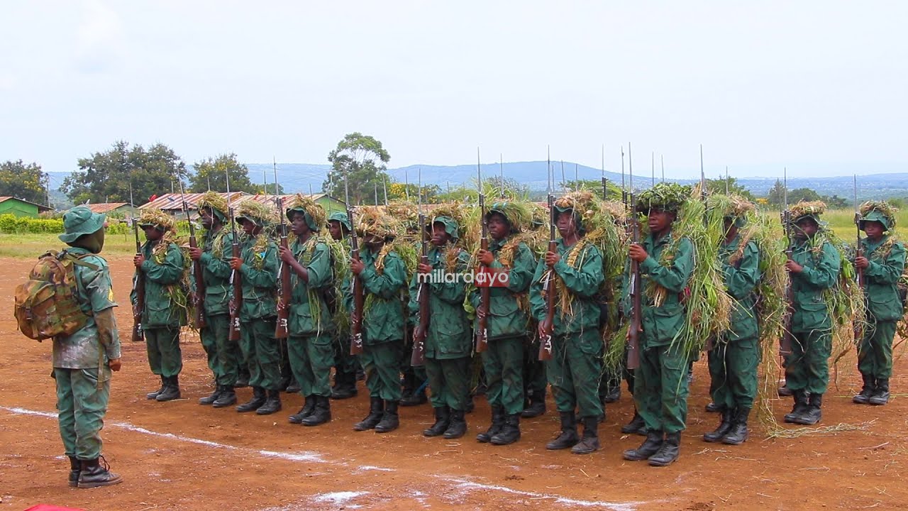 UNA NDOTO YA KUJIUNGA JESHI? TAZAMA MAZOEZI MAKALI, UKAKAMAVU WA VIJANA WAKIHITIMU JKT