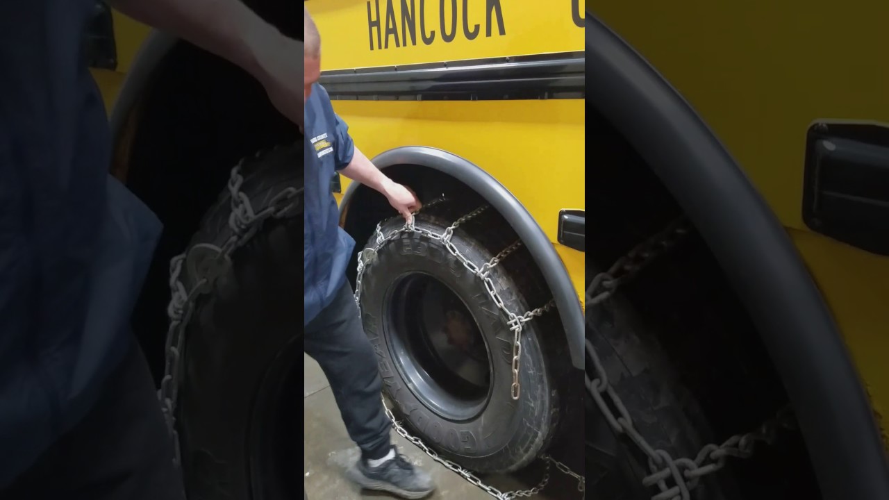Tire chain instalation