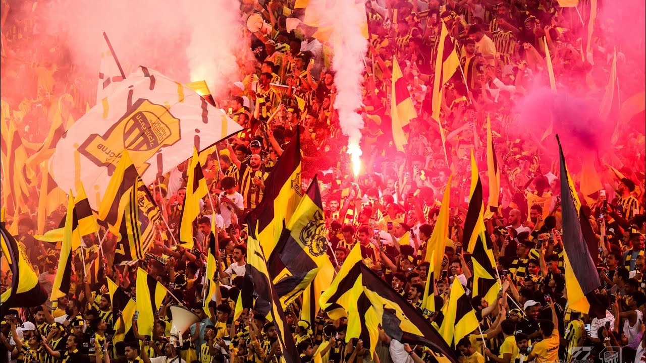 طرب وتشجيع جماهير الاتحاد ضد الباطن 1-0