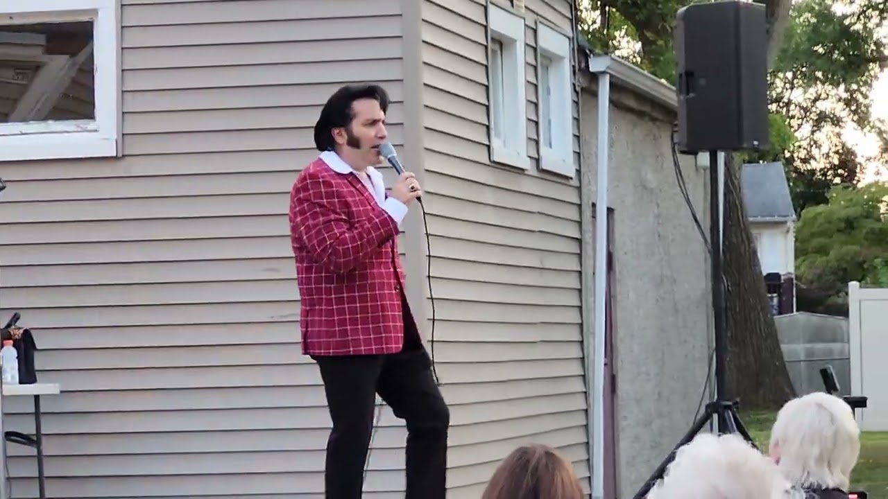 Fame and Fortune - Jim Barone performs Elvis
