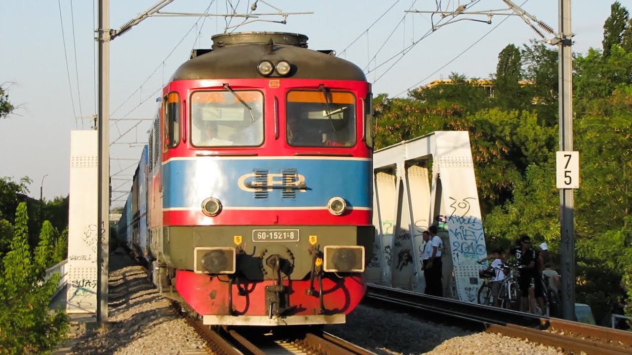 Trenuri Baneasa - Züge im Baneasa - Trains in Baneasa