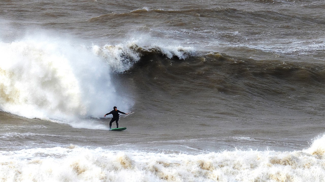 SKETCHIEST KITESURFING SPOT EVER!