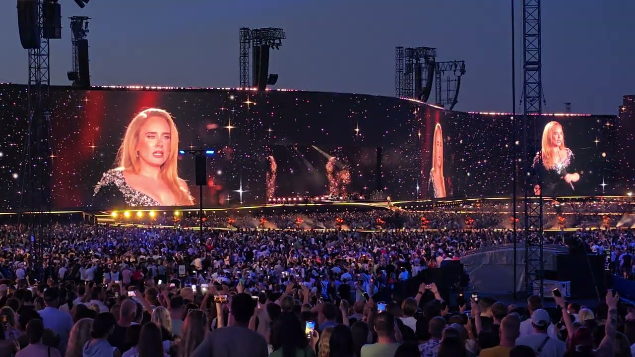 Adele - Love In The Dark (Live concert in Munich 10 August 2024)