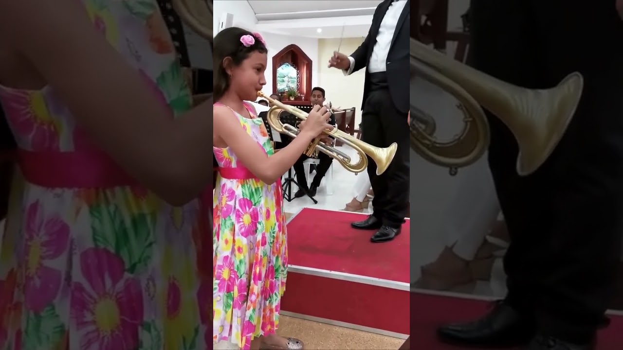 This Trumpet Solo made the Conductor make the "stunk" face 