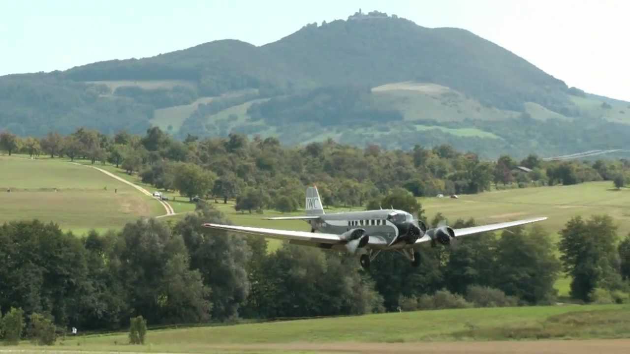 Hahnweide 2011 6 mal Ju 52 in Formation Freitag