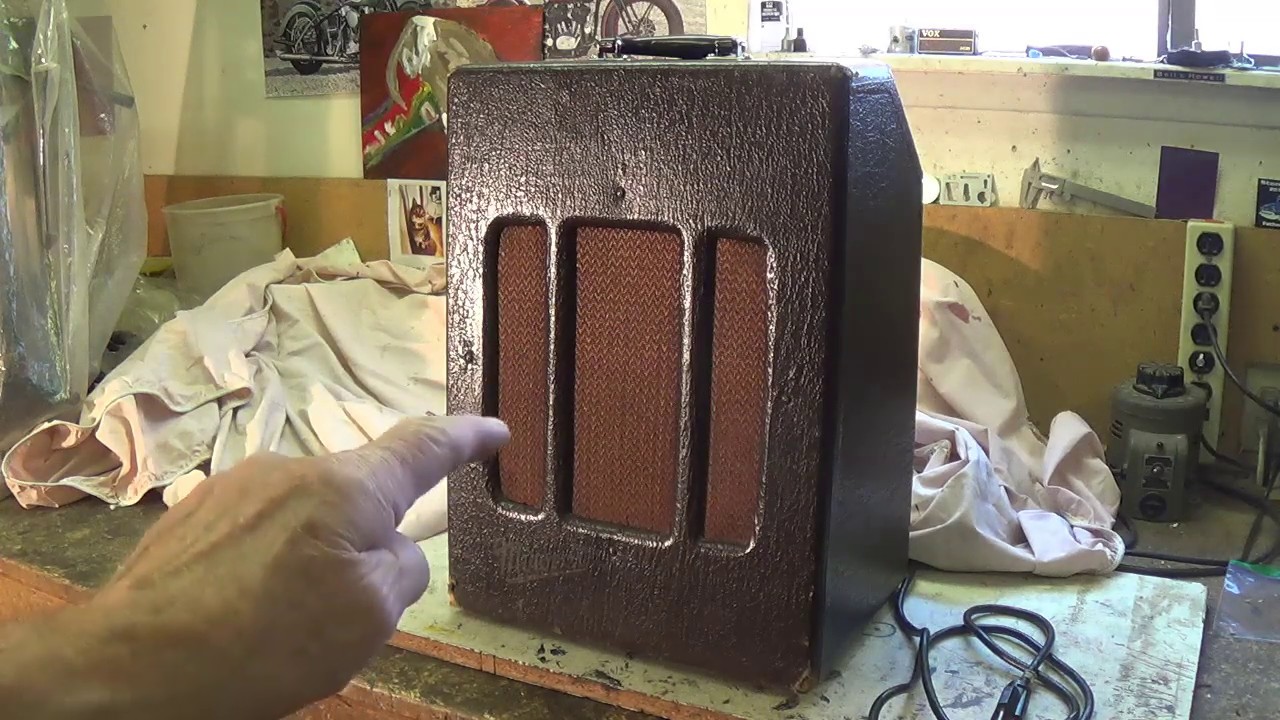 Late-40's Mirovox Guitar Amp.....In for Repairs at Rusty's Workshop