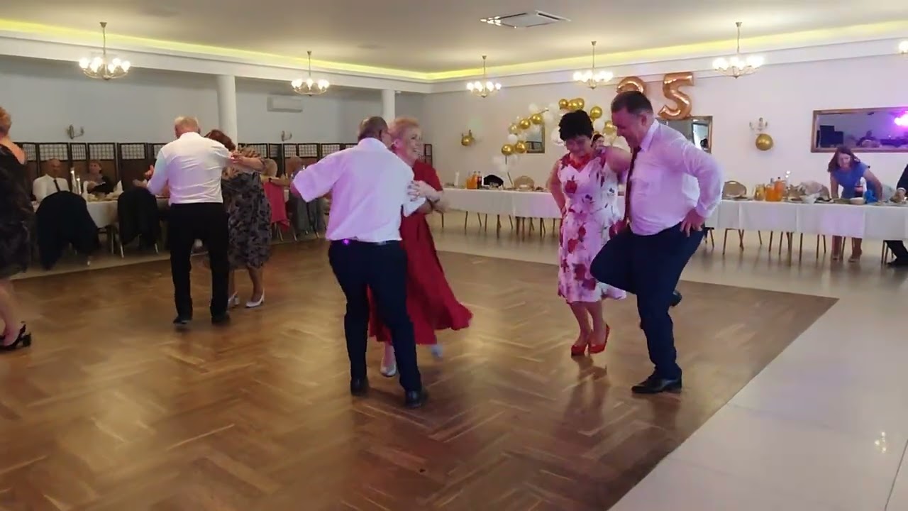 Basia i Leszek znani jako wyśmienici tancerze dziś jubilaci z 35 letnim stażem małżeńskim