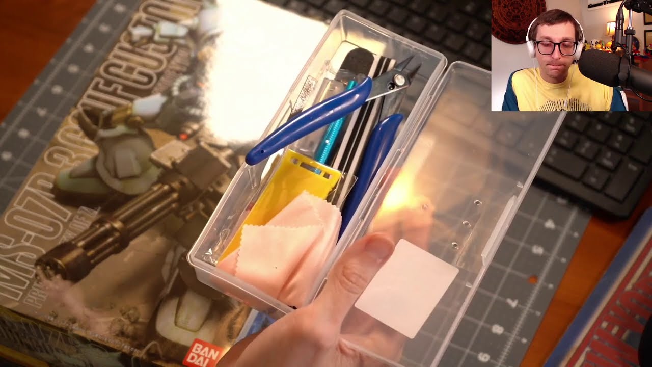 Gundam Building - Gouf Custom