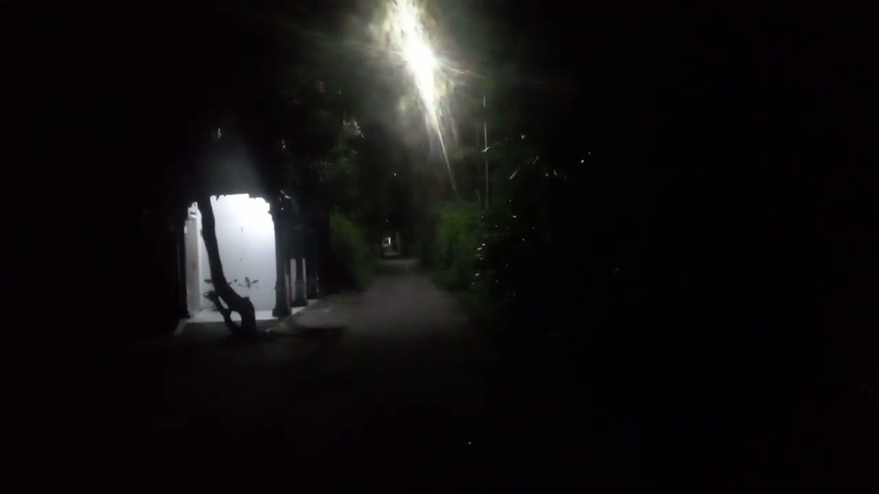 Suasana Malam hari di kampung halaman yang indah