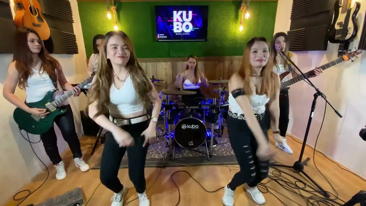 Muevo - Emergency by Icona Pop Cover